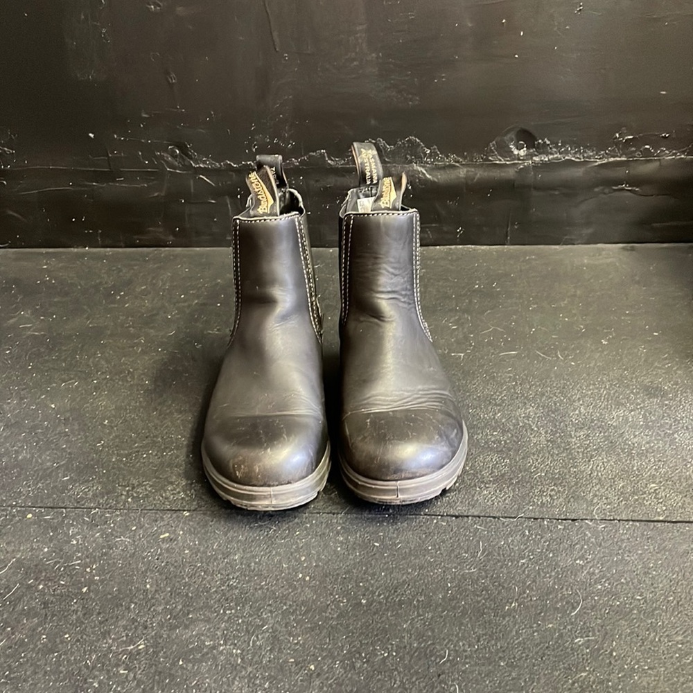 Blundstone High Top Women’s Boots. Style #1448 Color: Voltan Black
